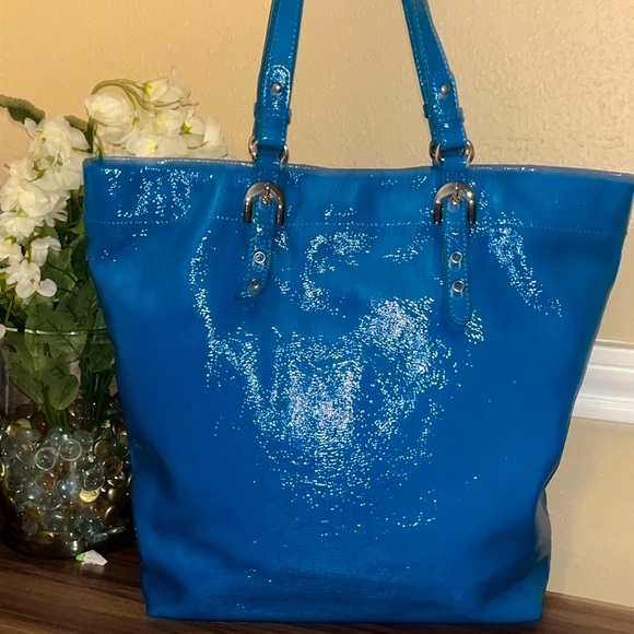 Badgely Mischka blue shoulder bag - Picture 1 of 16
